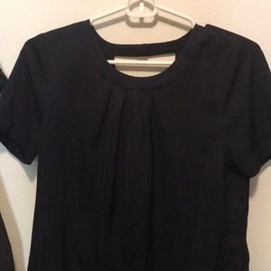 Short sleeve navy blue top